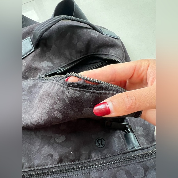 LULULEMON Backpack - Picture 8 of 10
